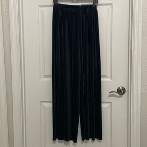J. McLaughlin women’s Pleated black Wide Leg Pants